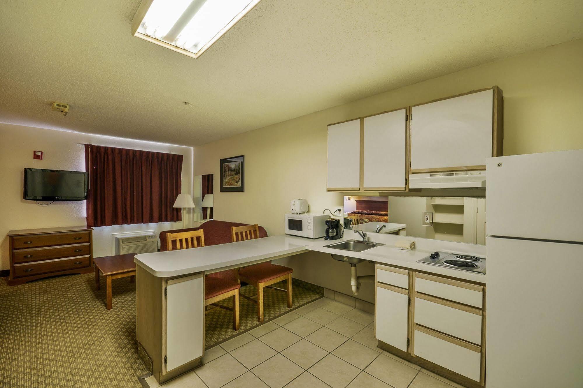 Intown Suites Extended Stay Select Houston Tx - Brookhollow ภายนอก รูปภาพ