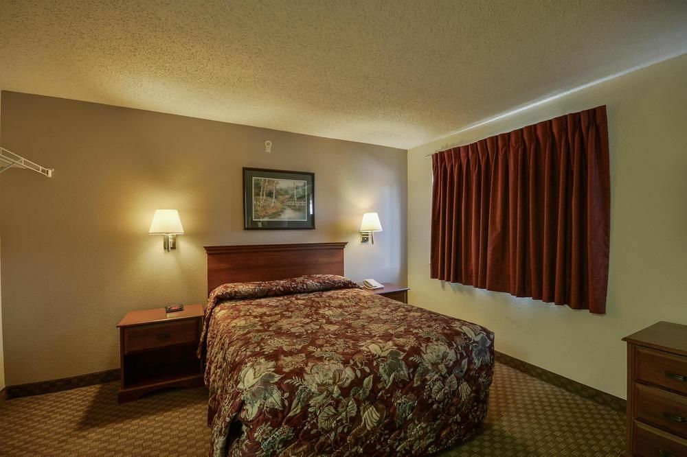 Intown Suites Extended Stay Select Houston Tx - Brookhollow ภายนอก รูปภาพ